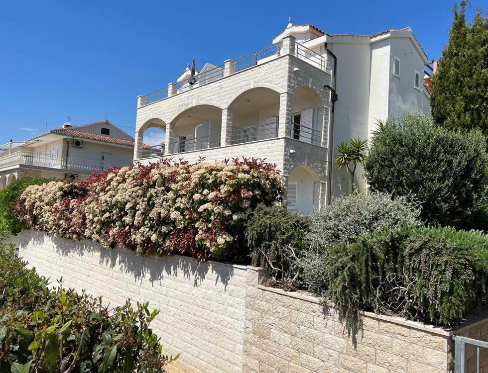 Villa Marta Apartmani Трогир Экстерьер фото