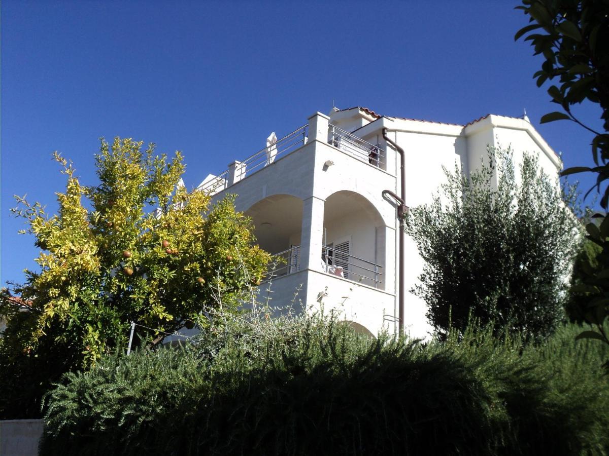 Villa Marta Apartmani Трогир Экстерьер фото